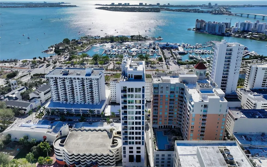 33 S Palm Avenue Sarasota FL 34236