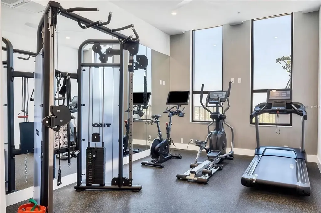 33 S Palm Avenue Sarasota FL 34236