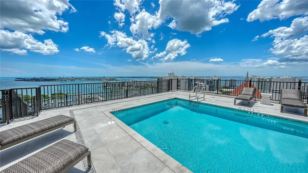 33 S Palm Avenue Sarasota FL 34236