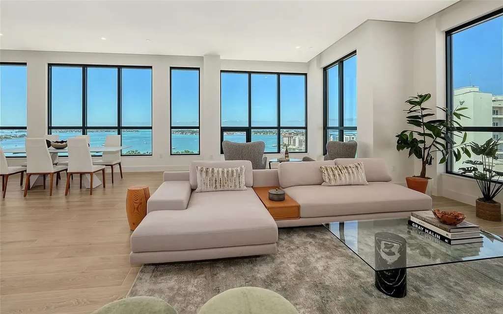 33 S Palm Avenue Sarasota FL 34236