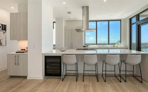 33 S Palm Avenue Sarasota FL 34236