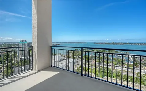 33 S Palm Avenue Sarasota FL 34236