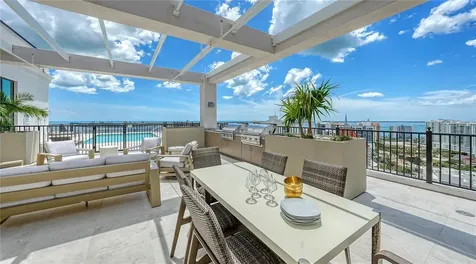 33 S Palm Avenue Sarasota FL 34236