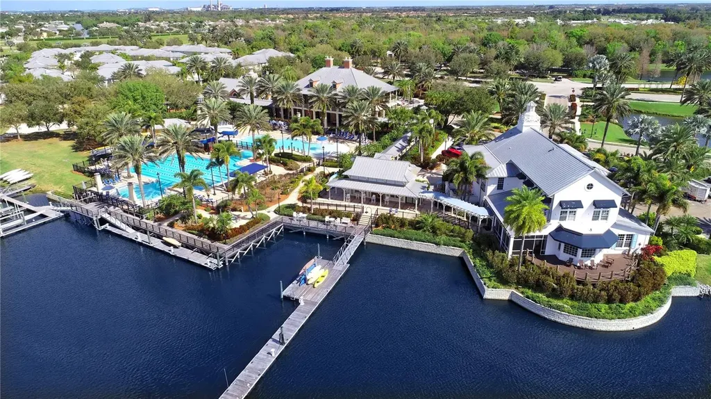 1091 Signet Apollo Beach FL 33572