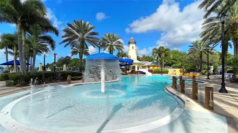 1091 Signet Apollo Beach FL 33572