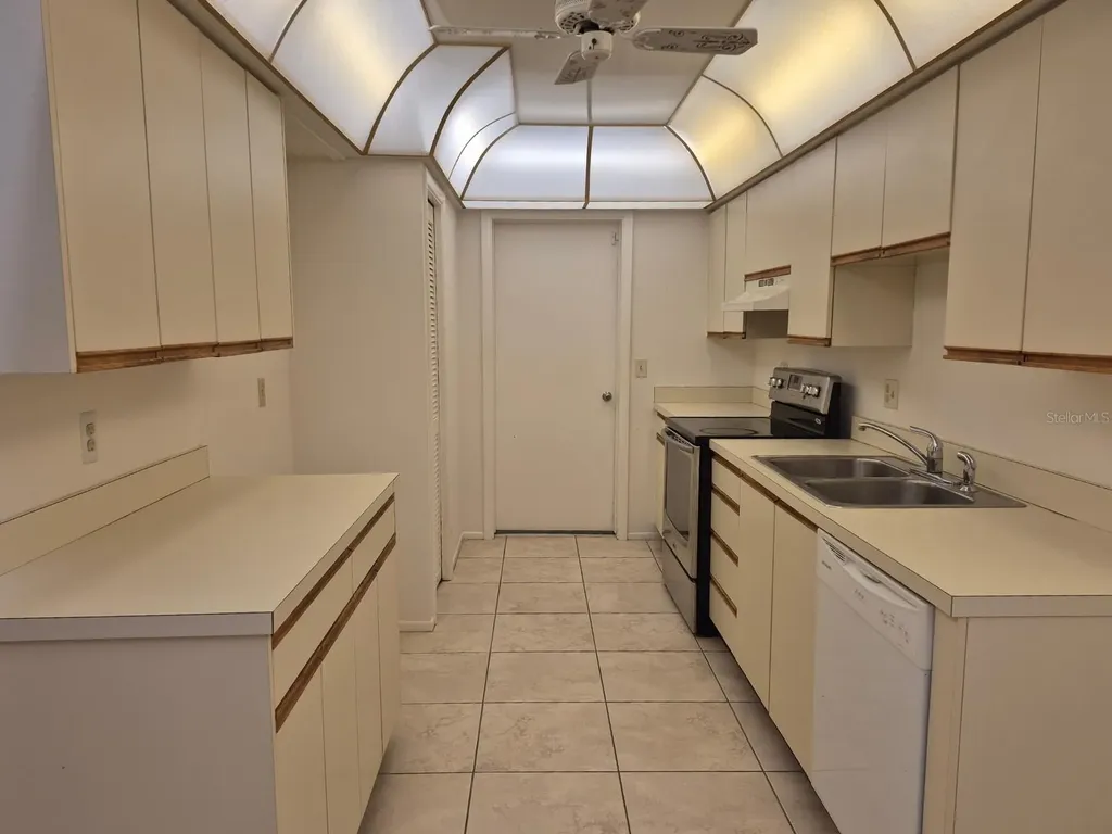 1306 Golfview Drive Tarpon Springs FL 34689