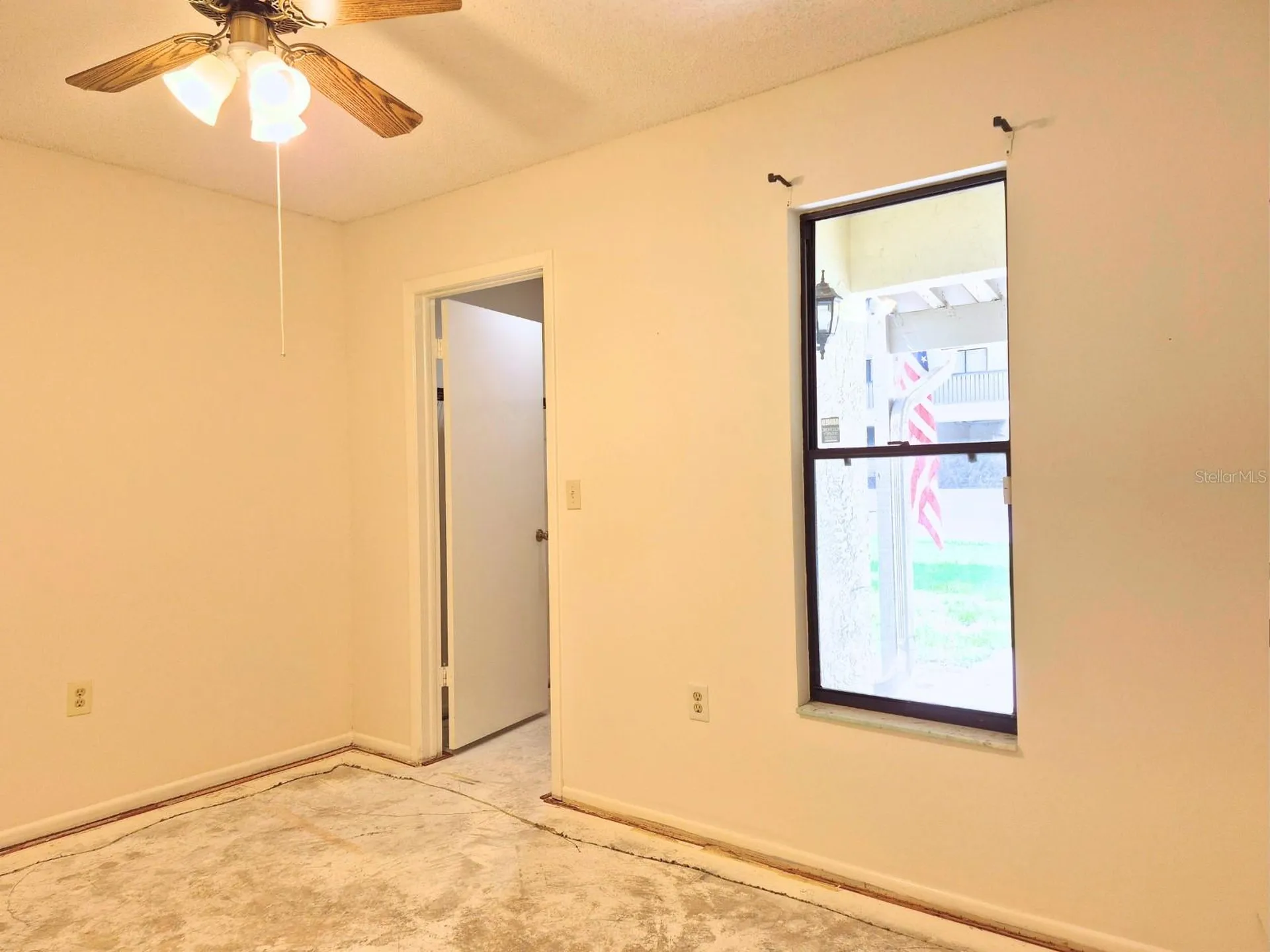 1306 Golfview Drive Tarpon Springs FL 34689