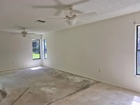 1306 Golfview Drive Tarpon Springs FL 34689