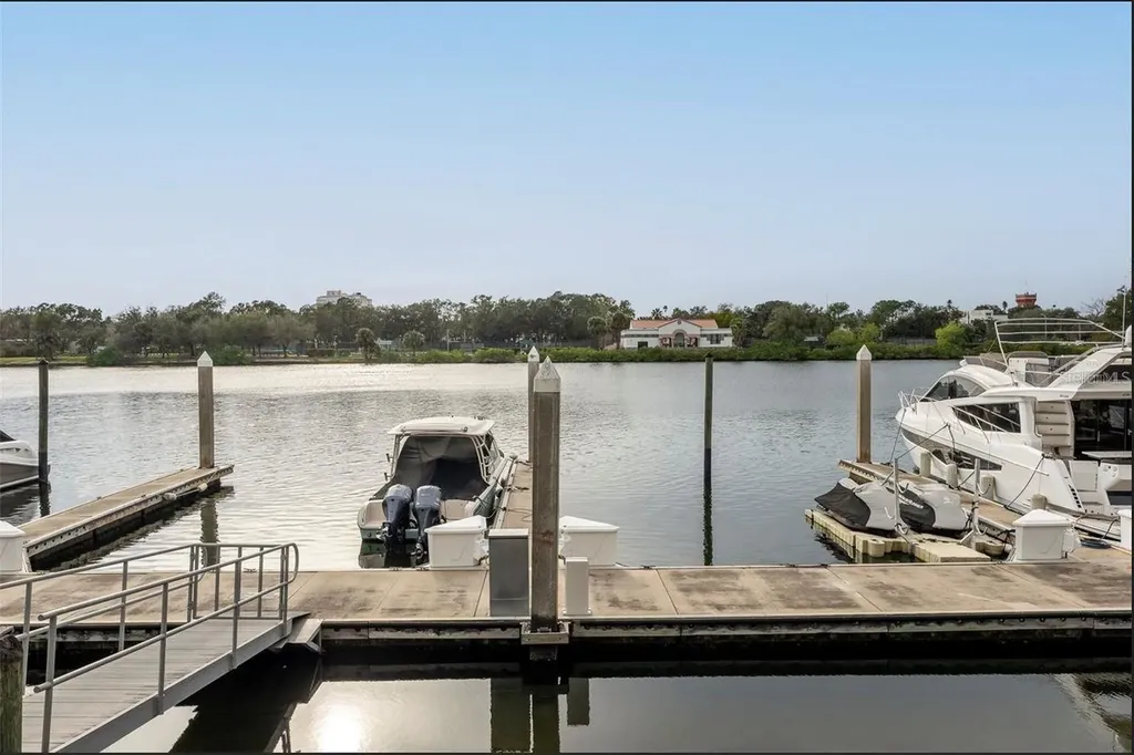 60 Mariner Way Tampa FL 33602