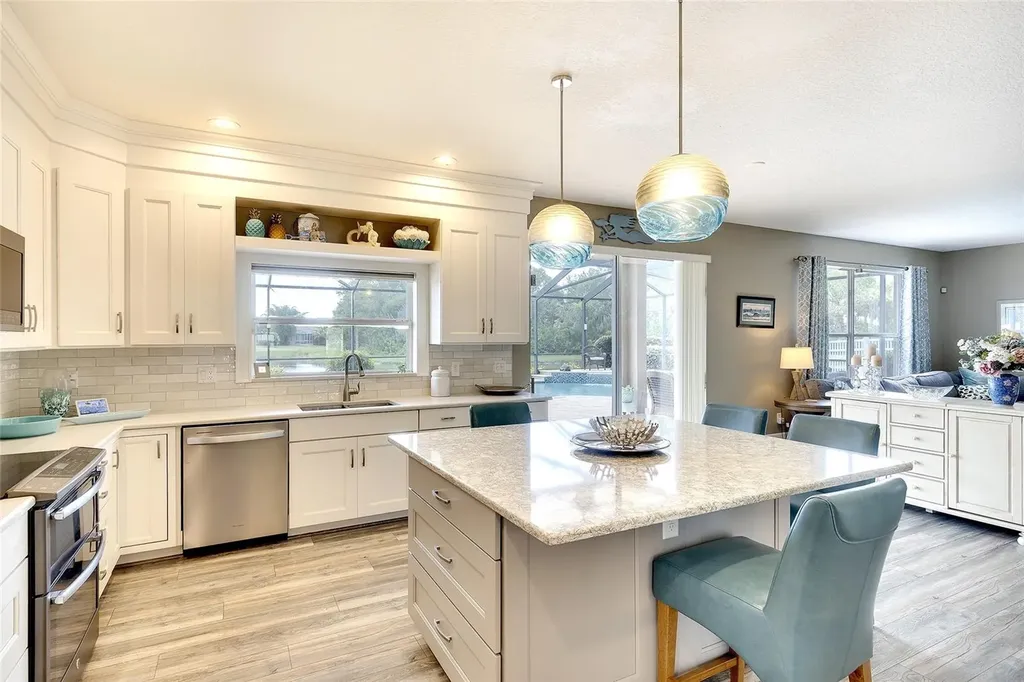 6153 41st Street E Bradenton FL 34203