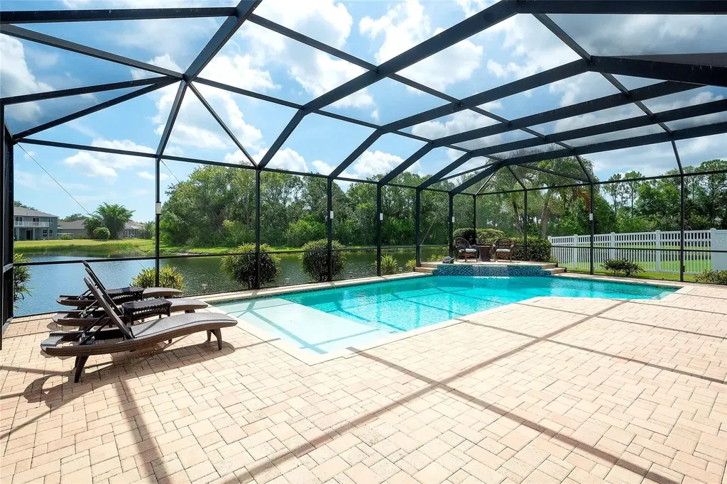 6153 41st Street E Bradenton FL 34203