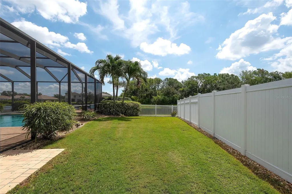 6153 41st Street E Bradenton FL 34203