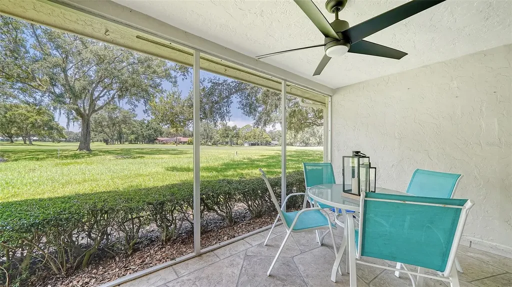 7820 Palm Aire Lane Sarasota FL 34243