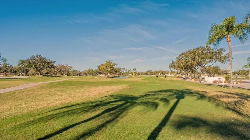 7820 Palm Aire Lane Sarasota FL 34243