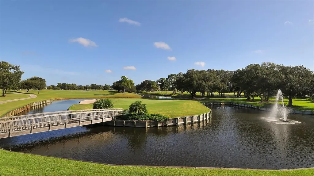 7820 Palm Aire Lane Sarasota FL 34243