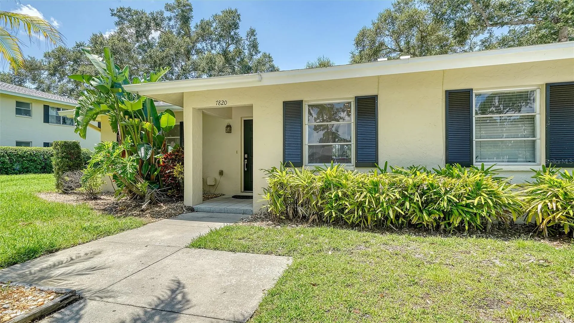 7820 Palm Aire Lane Sarasota FL 34243
