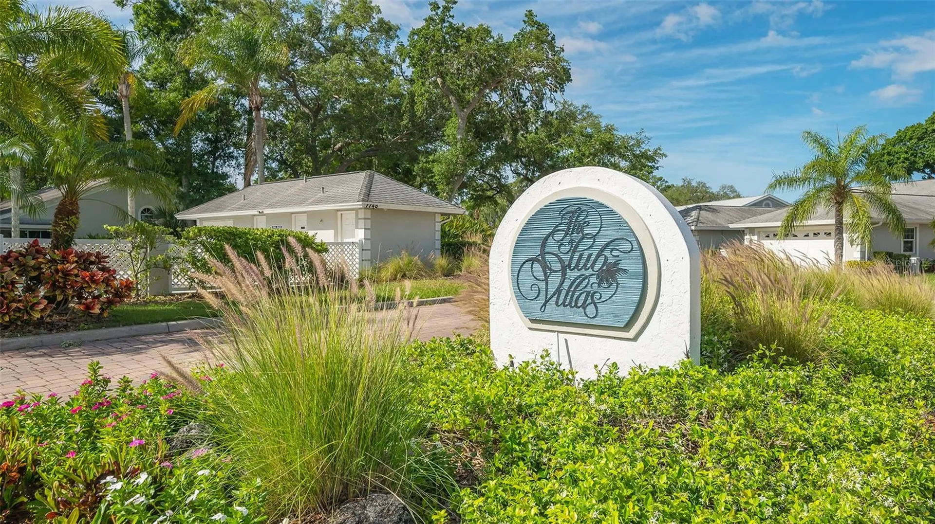 7820 Palm Aire Lane Sarasota FL 34243