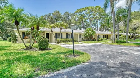 7820 Palm Aire Lane Sarasota FL 34243