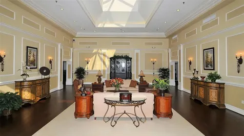 7820 Palm Aire Lane Sarasota FL 34243