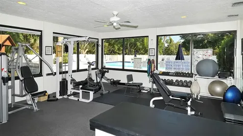 7820 Palm Aire Lane Sarasota FL 34243