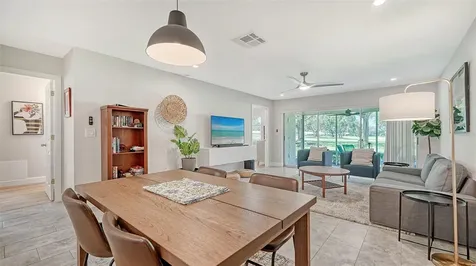 7820 Palm Aire Lane Sarasota FL 34243