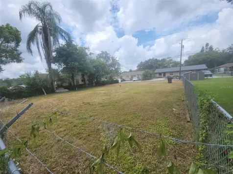 5232 Pine Street Seffner FL 33584