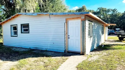 921 S Salisbury Avenue Deland FL 32720