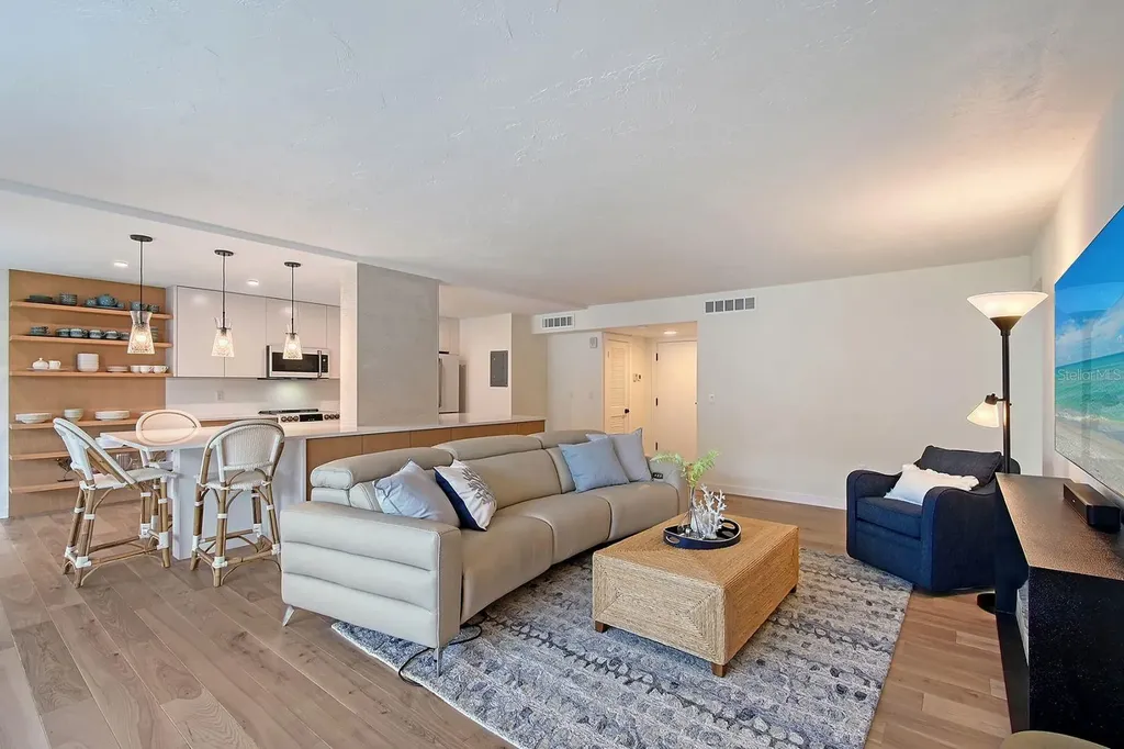 1701 Gulf Of Mexico Drive Longboat Key FL 34228