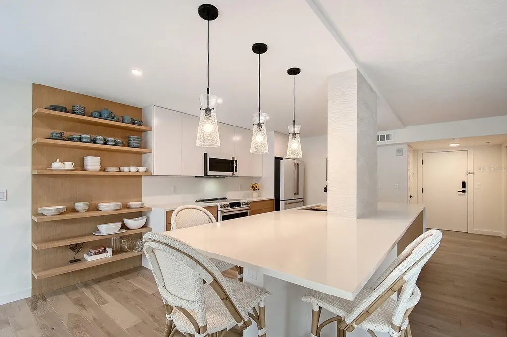 1701 Gulf Of Mexico Drive Longboat Key FL 34228