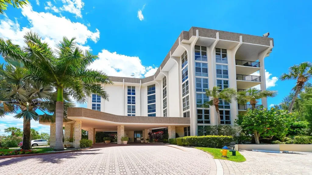 1701 Gulf Of Mexico Drive Longboat Key FL 34228