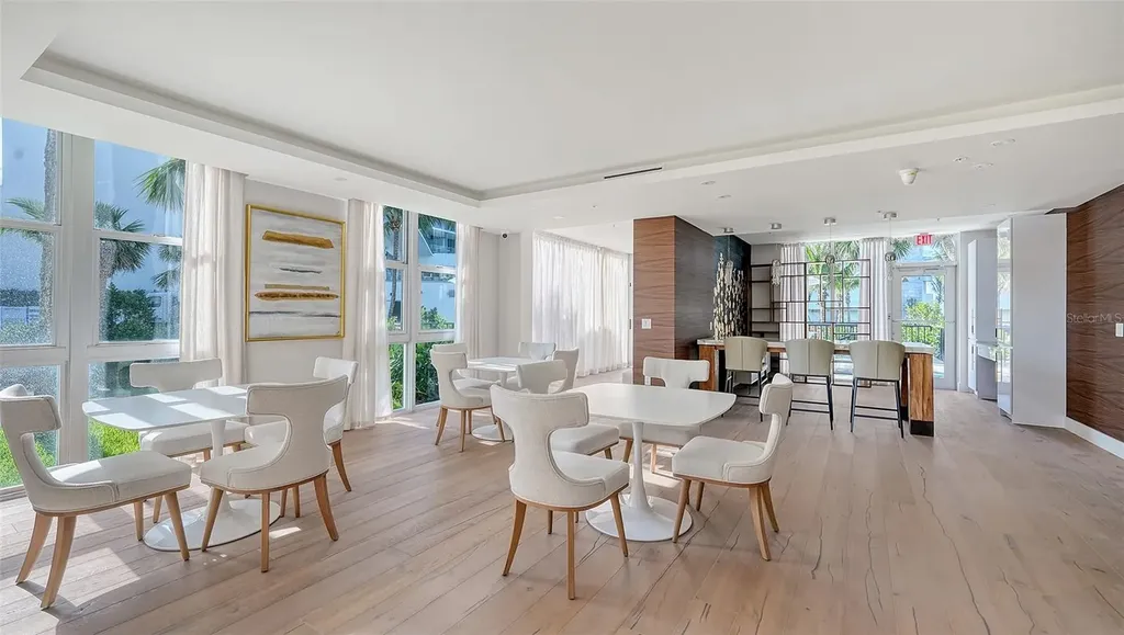 1701 Gulf Of Mexico Drive Longboat Key FL 34228