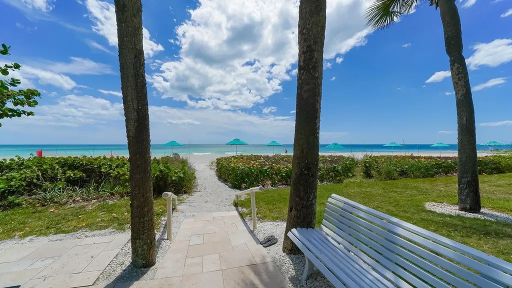 1701 Gulf Of Mexico Drive Longboat Key FL 34228