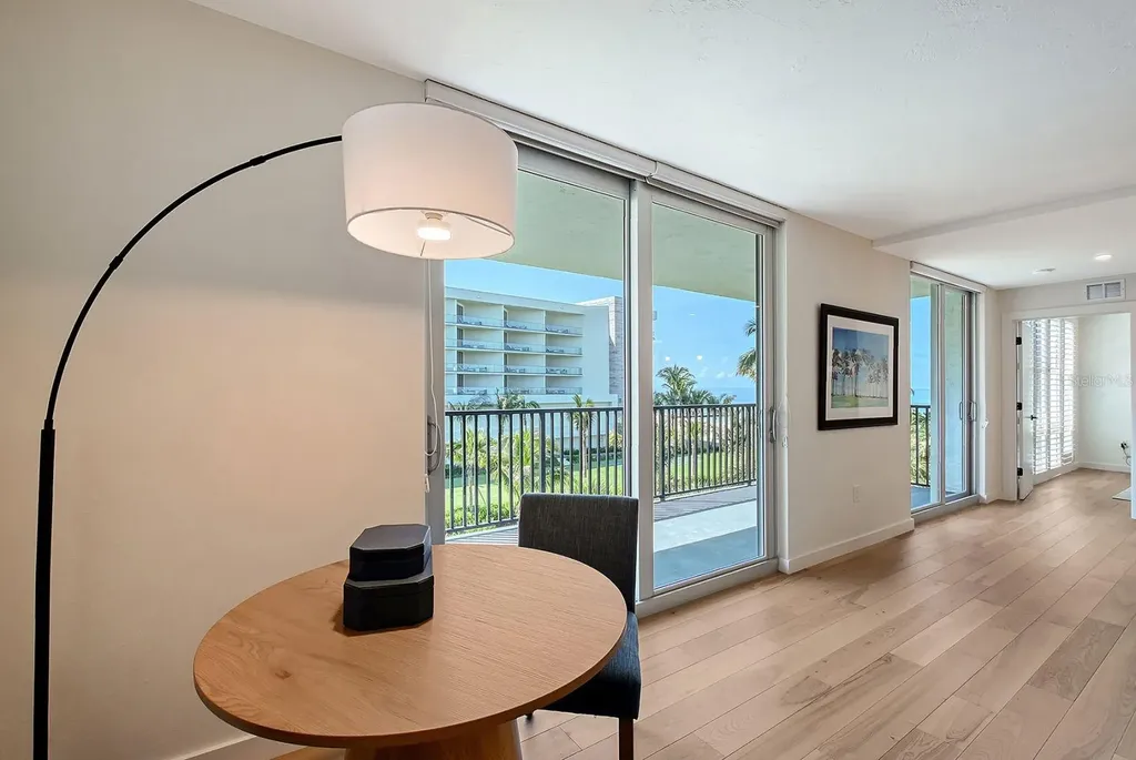 1701 Gulf Of Mexico Drive Longboat Key FL 34228