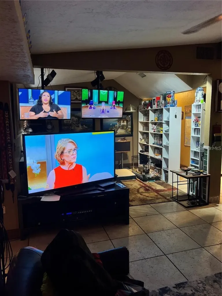 4340 Lagg Avenue Fort Myers FL 33901