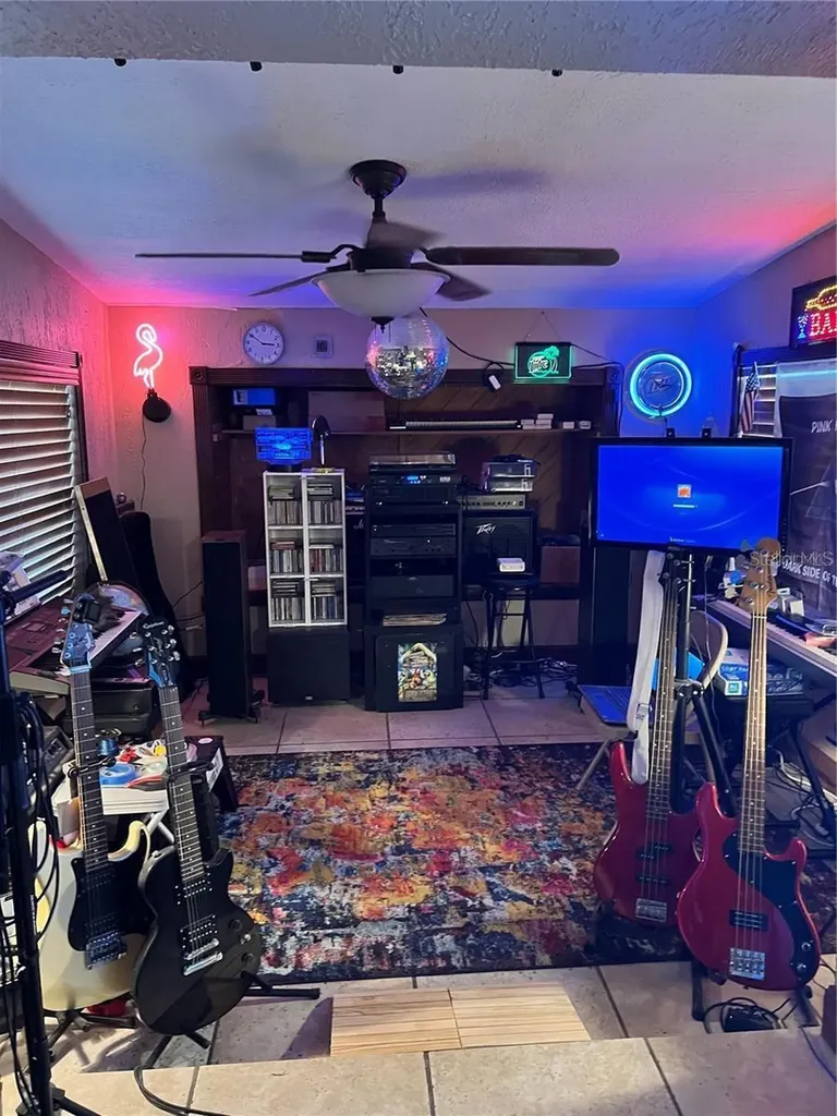 4340 Lagg Avenue Fort Myers FL 33901