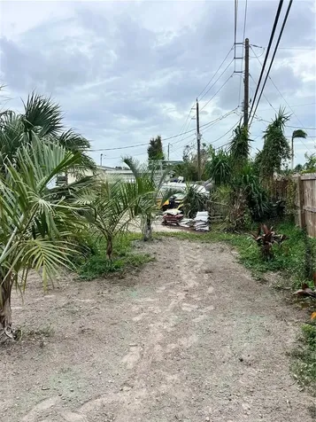4340 Lagg Avenue Fort Myers FL 33901