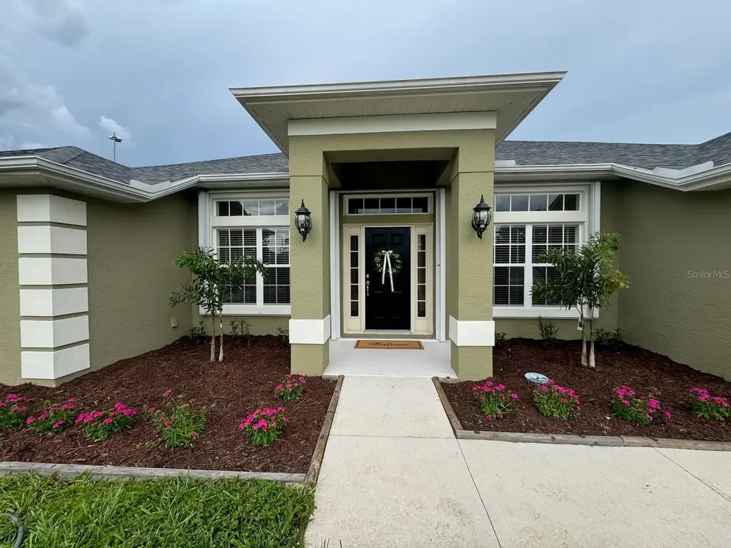 4662 Oakley Road North Port FL 34288