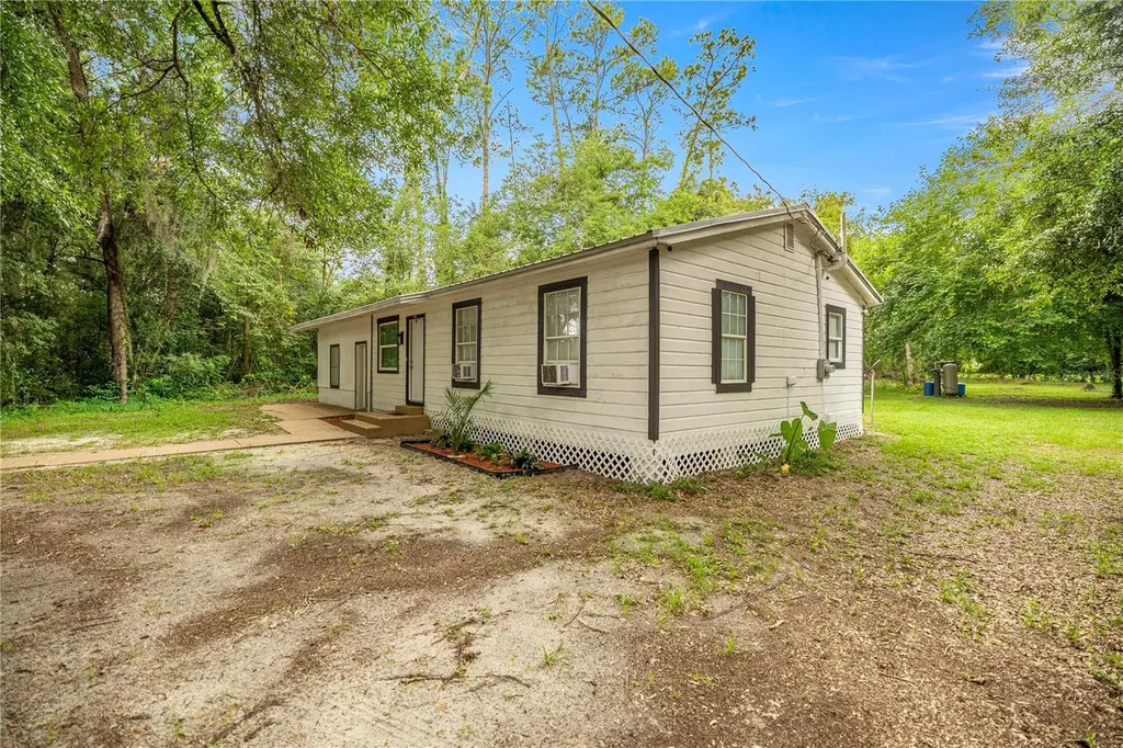 14750 NW 42nd Court Reddick FL 32686