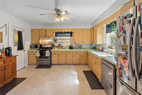 202 E Badcock Boulevard Mulberry FL 33860