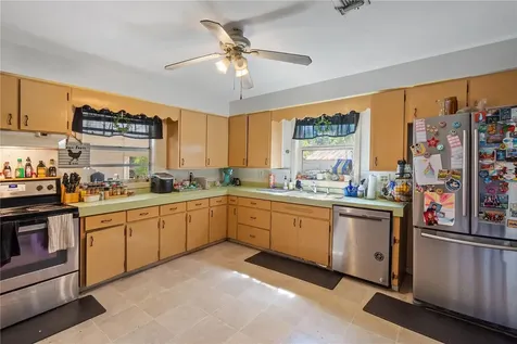 202 E Badcock Boulevard Mulberry FL 33860