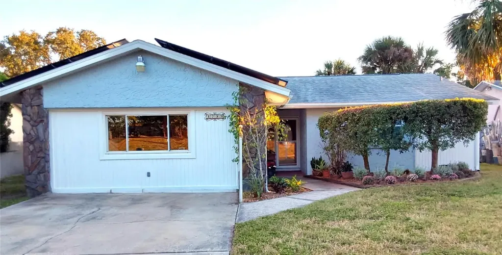 1737 Solon Avenue Dunedin FL 34698