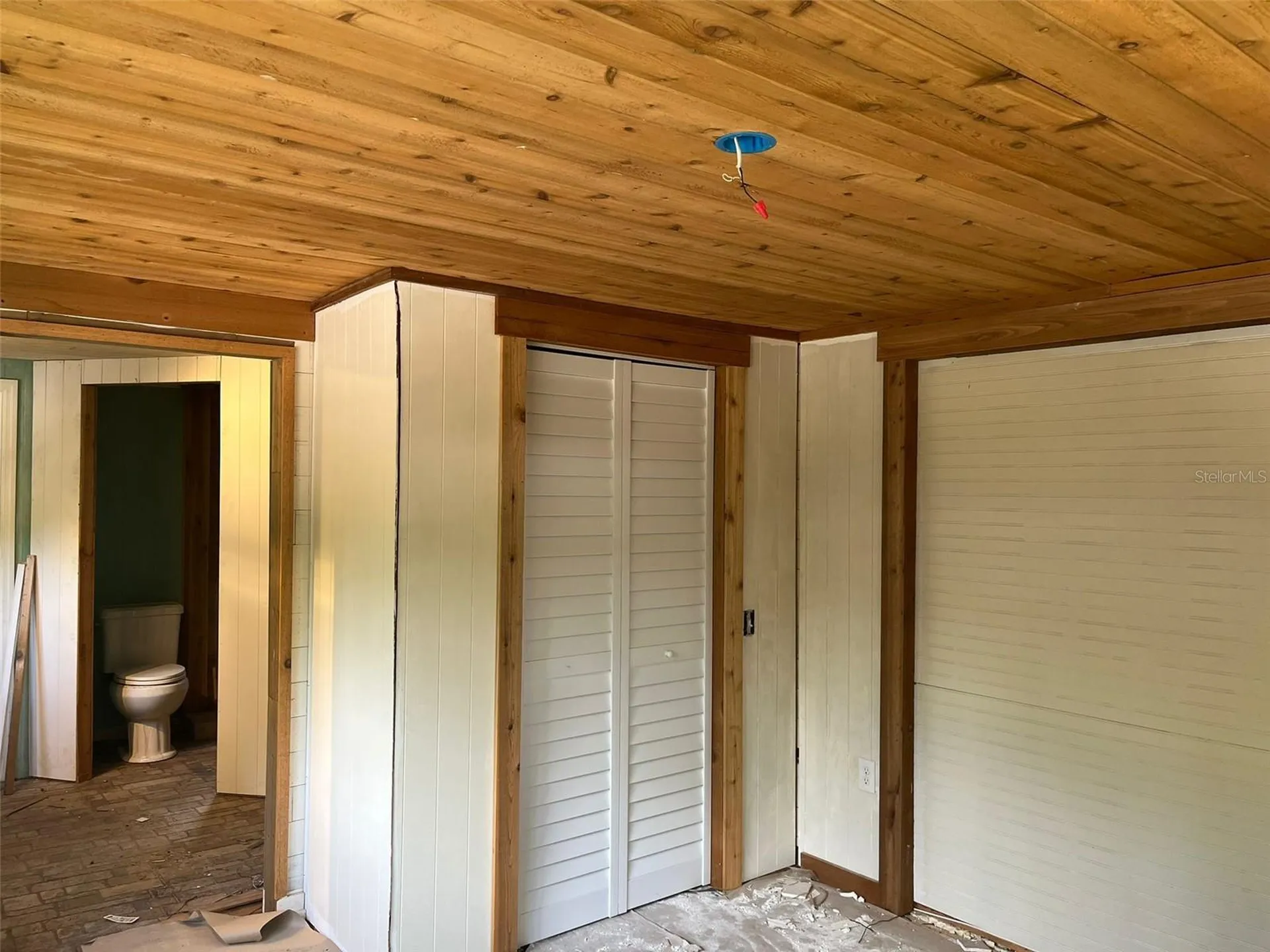 38250 E Collins Avenue W Zephyrhills FL 33542