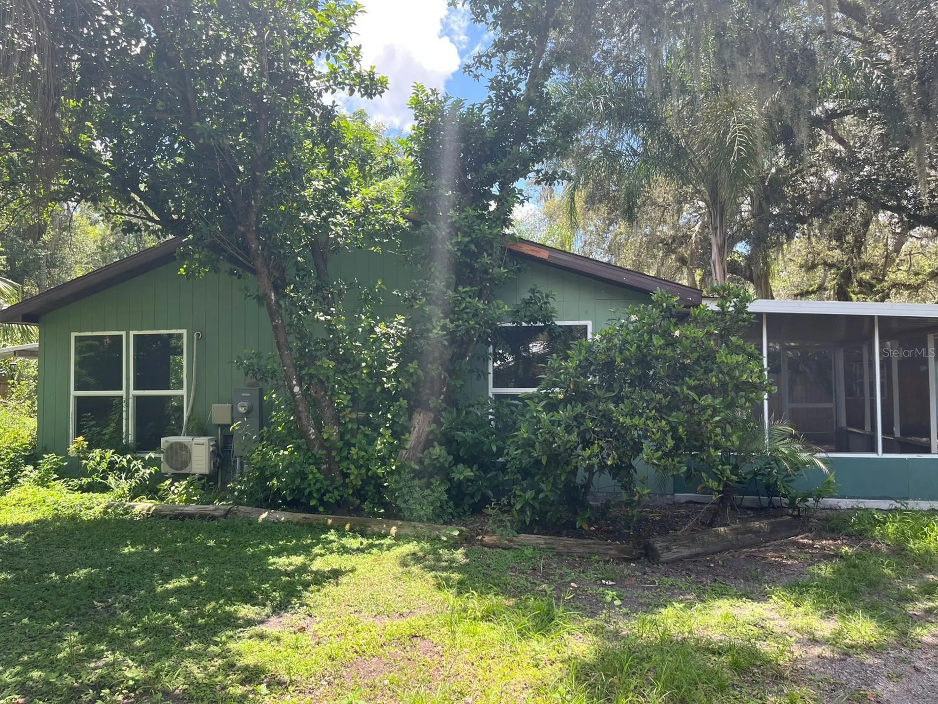 38250 E Collins Avenue W Zephyrhills FL 33542