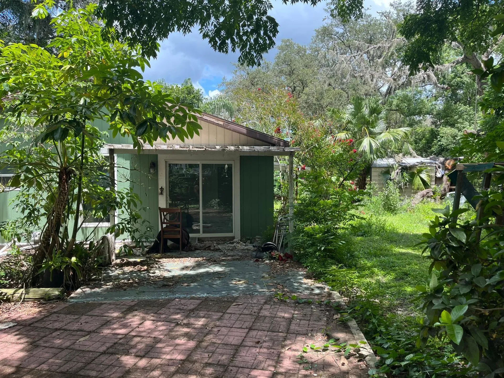 38250 E Collins Avenue W Zephyrhills FL 33542