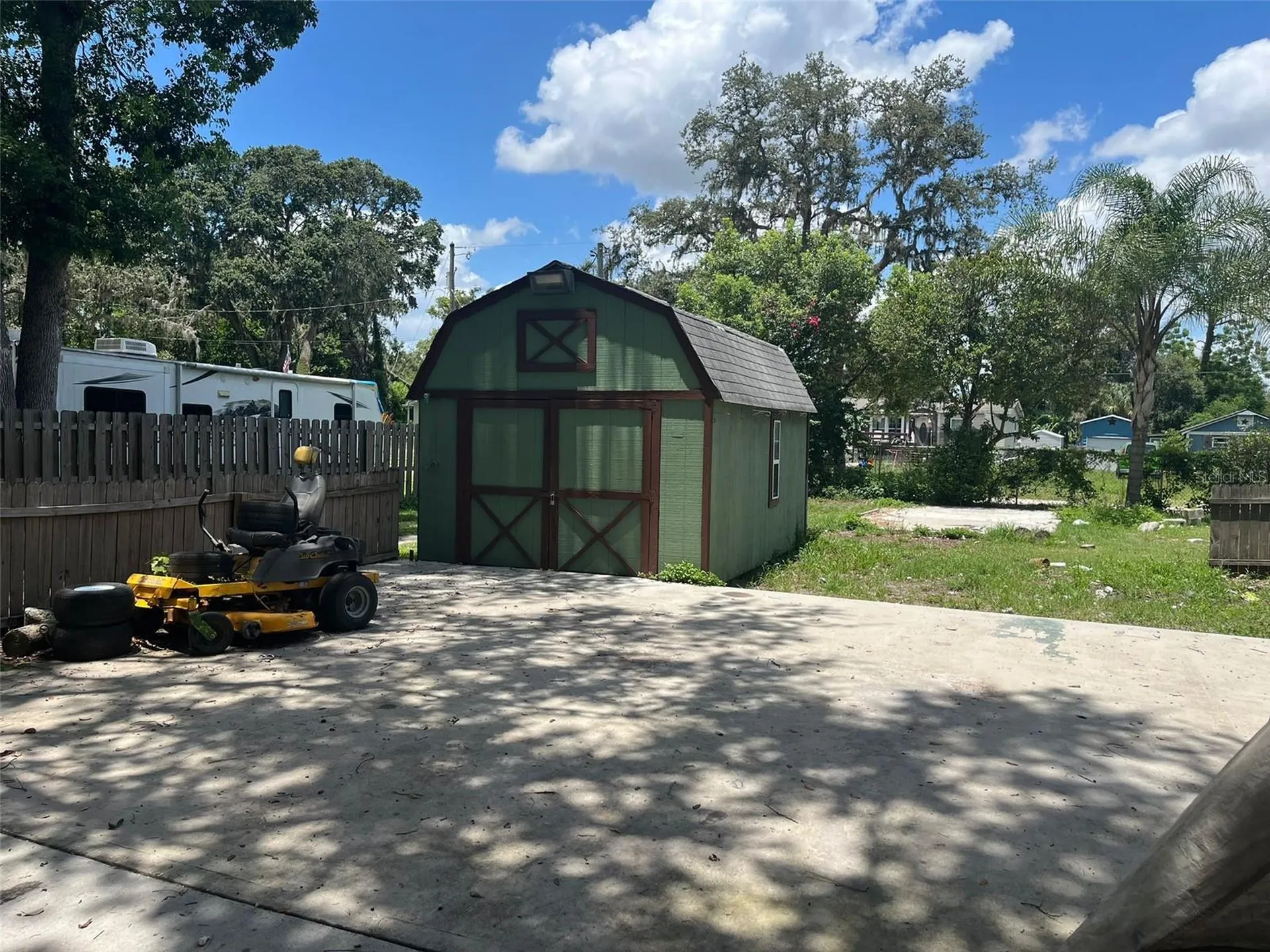 38250 E Collins Avenue W Zephyrhills FL 33542