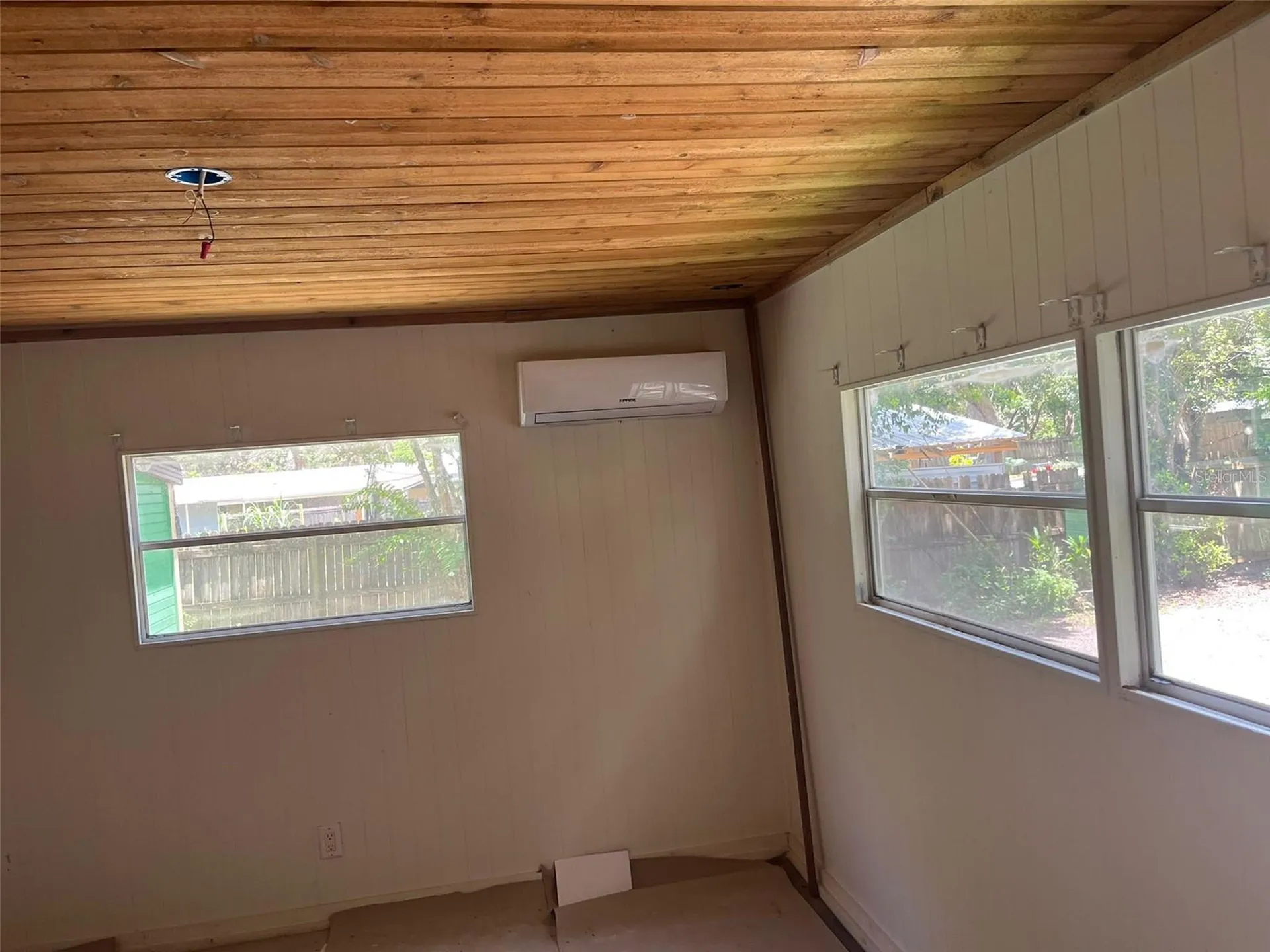 38250 E Collins Avenue W Zephyrhills FL 33542