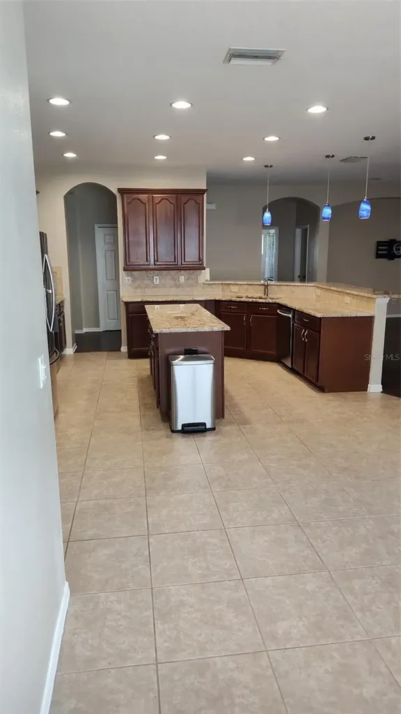 443 York Dale Drive Ruskin FL 33570