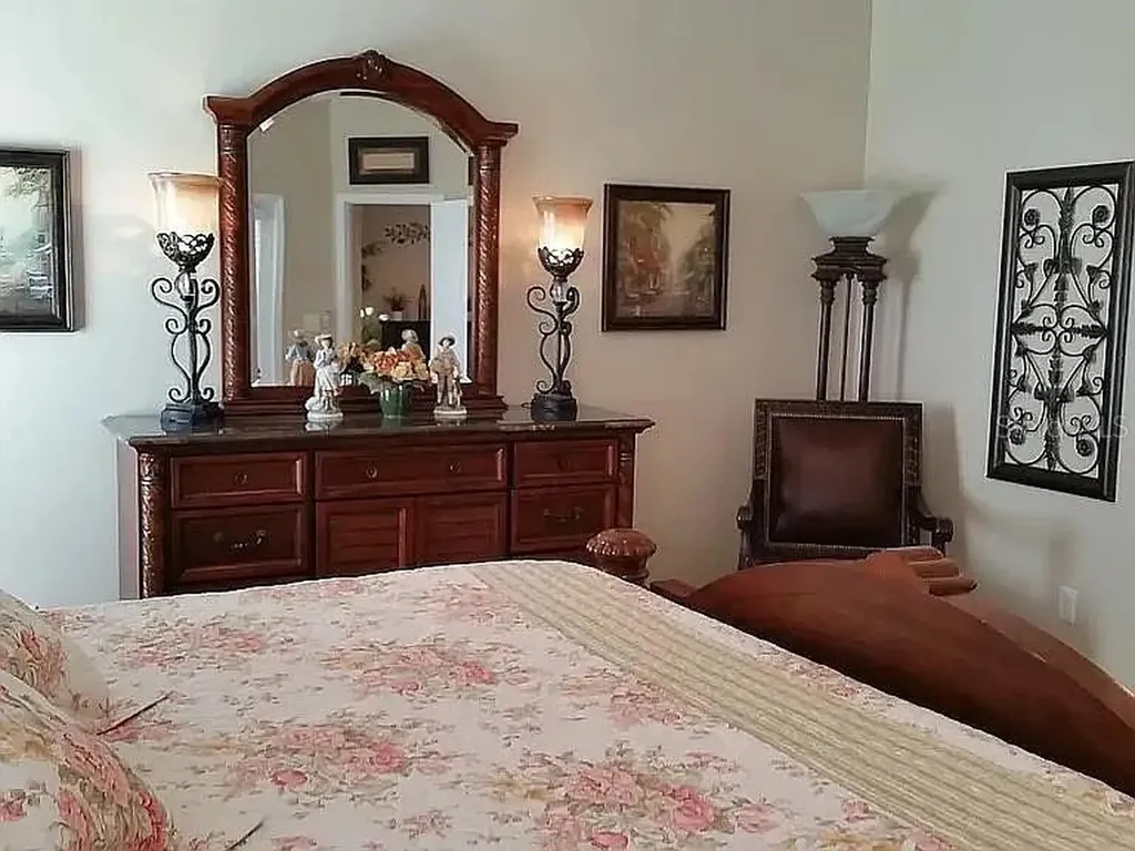 443 York Dale Drive Ruskin FL 33570