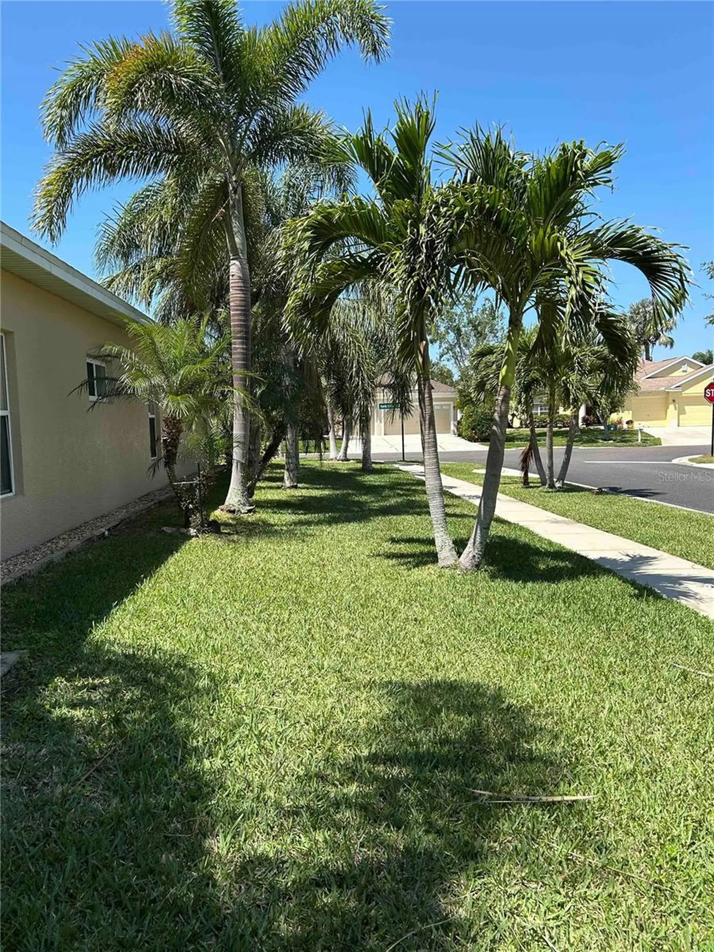443 York Dale Drive Ruskin FL 33570