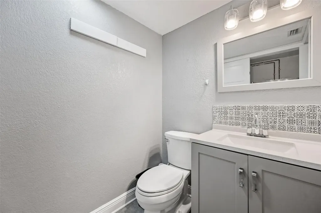2944 Pine Cone Circle Clearwater FL 33760